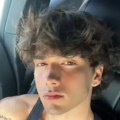 Luka - BL: Chat with our AI box, ready for chatbot online free and ask ai anything you want.	