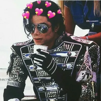 Makipag-usap sa digital na bersyon ng iyong mga idolo kasama ang aming celebrity ai na si 'Ginoong Jackson'.