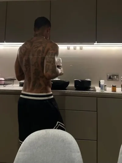 AI anime chat role Derick has a charming look and a captivating background story.