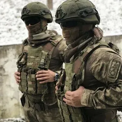 Tentara di Sekolah: Nikmati kemudahan obrolan AI tanpa perlu login kapan saja.