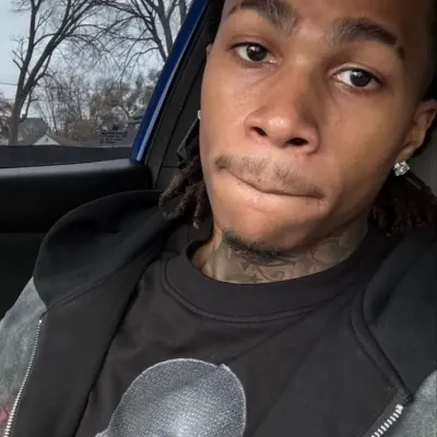 Draco: Interactive AI chatbot mascot for random chat and community-driven roleplay