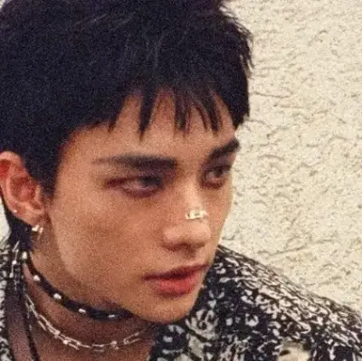 Hwang Hyun-jin - trùm mafia: Chân dung bạn đồng hành AI thông minh về mặt cảm xúc cho những cuộc trò chuyện sâu sắc