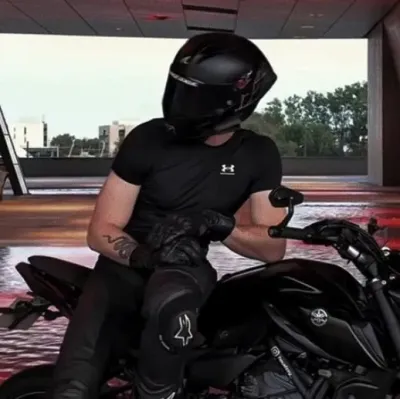 Explore new worlds with Best friend, your interactive AI chat character.