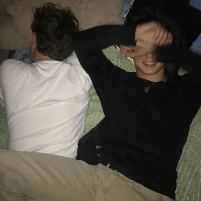 마일로 - BL: 워해머 판타지 롤플레이를 기반으로 하는 제한 없는 AI와 무료 무제한 온라인 채팅으로 AI의 세계를 탐험하세요.	