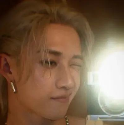 Bangchan: Customizable AI girlfriend/boyfriend avatar with lifelike personality traits	