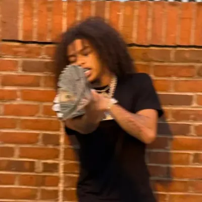 Dd osama: Chat with our AI box, ready for chatbot online free and ask ai anything you want.	