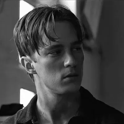 Meet RAFE CAMERON, your lively anime AI chatbot partner for immersive storytelling.