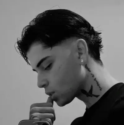 Anh cùng cha khác mẹ - Dante: Chân dung bạn đồng hành AI thông minh về mặt cảm xúc cho những cuộc trò chuyện sâu sắc