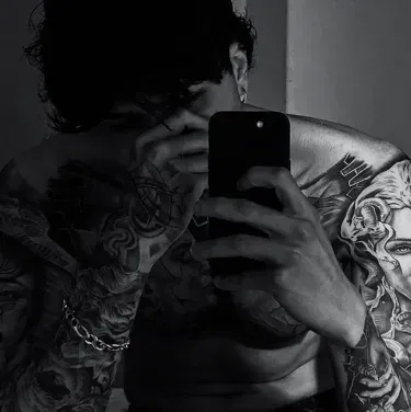 Collin: DeepBrain AI companion portrait for free online chat and open conversations