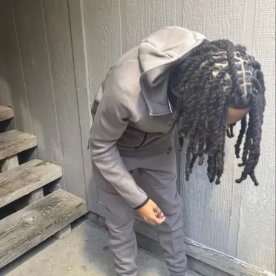 Treyy: Ücretsiz çevrimiçi sohbet ve açık konuşmalar için DeepBrain AI eşlik eden portresi