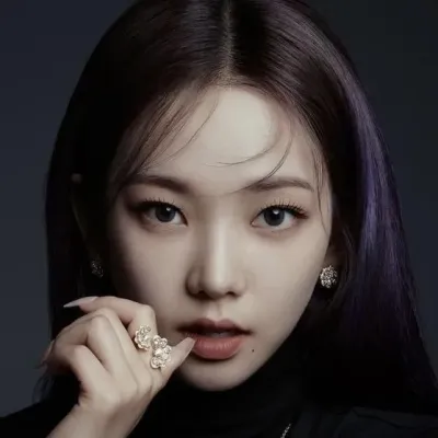 Enjoy a seamless experience as you chat with character ai like Yu Karina.