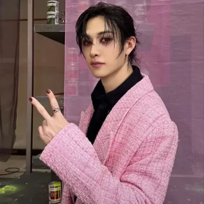 Bangchan — idol brother: Multilingual AI conversation partner icon for global chat online services