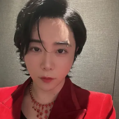 Motoki Omori: Emotionally intelligent AI companion portrait for deep conversations	
