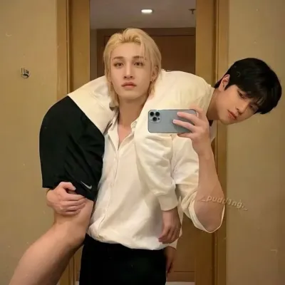 Bang-chan - Chan-min: Gặp gỡ nhân vật chính trong thế giới AI của chúng tôi, với danh sách đặc điểm nhân vật và khả năng trò chuyện bằng AI.	