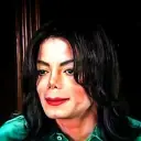 Multilingual MICHAEL_JACKSON focusing on chat IA tasks, neural network core visible in background.