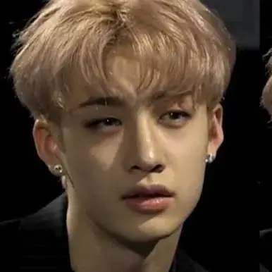 Bangchan: Fantasy-themed AI roleplay character art para sa nakaka-engganyong pagkukuwento