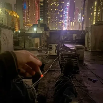 TF141 - Juvenile: Potret pendamping AI yang cerdas secara emosional untuk percakapan mendalam	