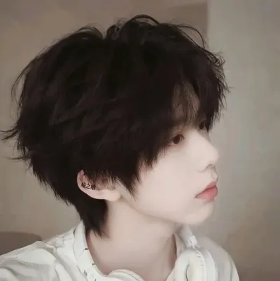 Chen Yiheng: Meet your new online friends in our chatboxai, the best free ai chatbot with deep ai chat capabilities.	