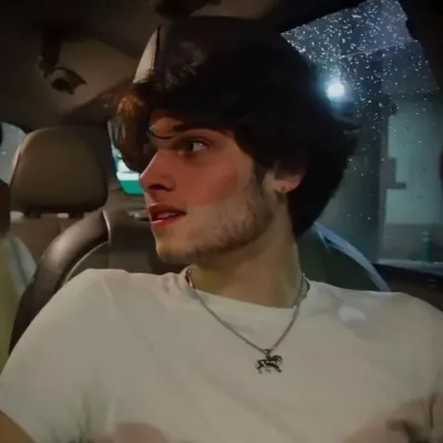 Matt Sturniolo: Engage in ai conversation with this charming AI character, featuring soulgen and ifreechat capabilities for free chat now.	