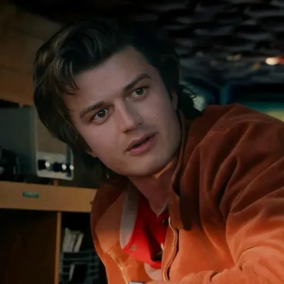 Steve Harrington: Ícone de parceiro de conversação de IA multilíngue para serviços globais de bate-papo online