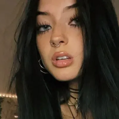 Talk with Marlene, a smart roleplay AI chat bot free, no sign up companion.