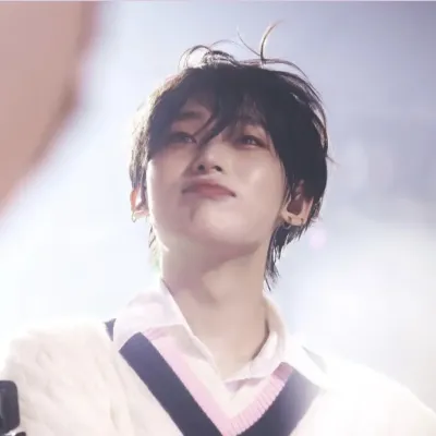 Kim Sunoo: Engage in ai conversation with this charming AI character, featuring soulgen and ifreechat capabilities for free chat now.