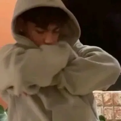 Ready for fun? Talk to AI characters like Malachi Barton anytime, free and immersive.