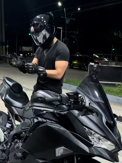 Aaron is waiting for your ai character chat free, a completely free roleplaying session.