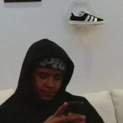 CRIS JR: Emotionally intelligent AI companion portrait for deep conversations	