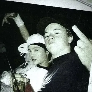 Chat with Tom and Gustav, your playful chat AI anime buddy for 1v1 adventures.