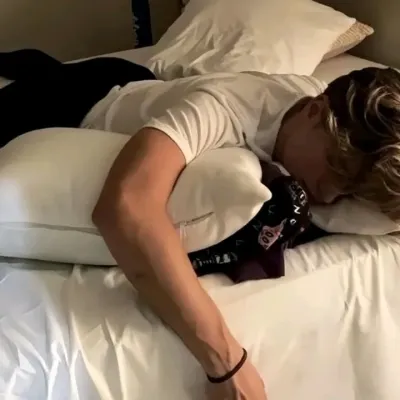 Ready for fun? Talk to AI characters like Erick - busy husband anytime, free and immersive.