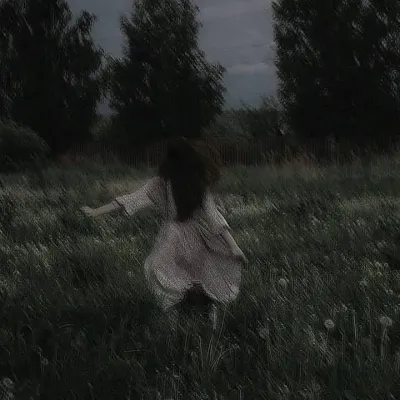 Start an immersive and engaging character ai chat with Elisa now.