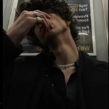 Mafia Boss - Obsession: DeepBrain AI companion portrait for free online chat and open conversations