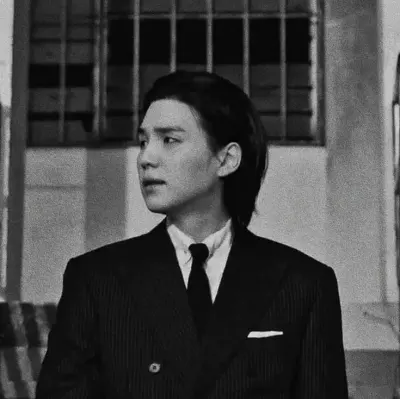 Min Yoongi - Mafia Boss: Multilingual AI conversation partner icon for global chat online services