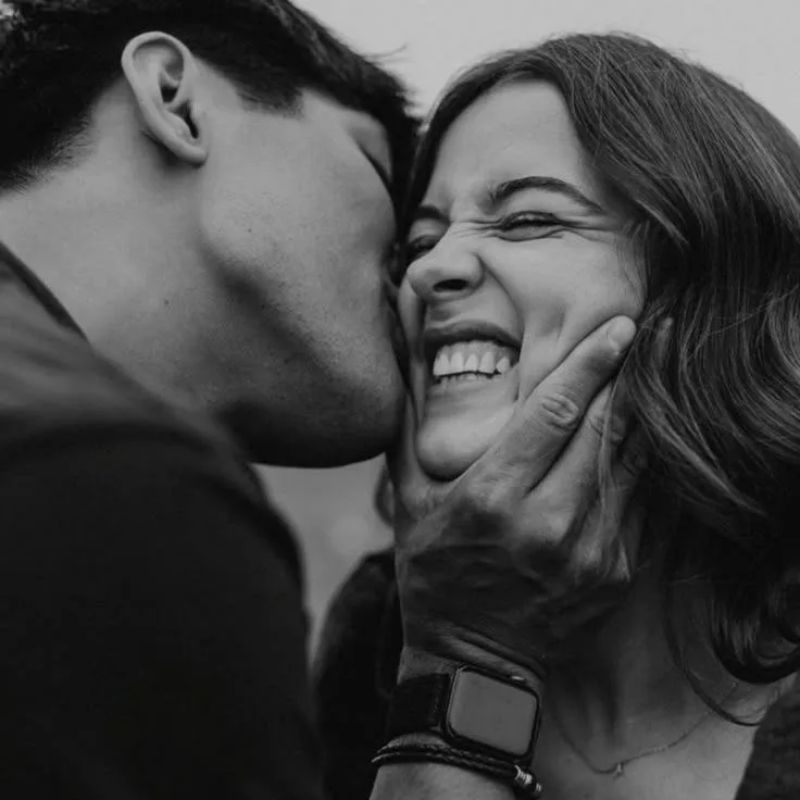 Vito Castelli — childhood mafia best friend is a dedicated roleplay ai chat bot, perfect for immersive story simulations.