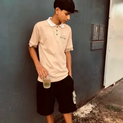 Davi: Makipag-chat sa aming AI box, handa na para sa chatbot online nang libre at tanungin ang anumang gusto mo.	