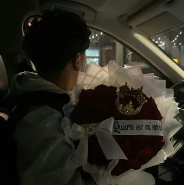 Talk to Yunes, a playful spicy AI chat partner for anime stories and fun.