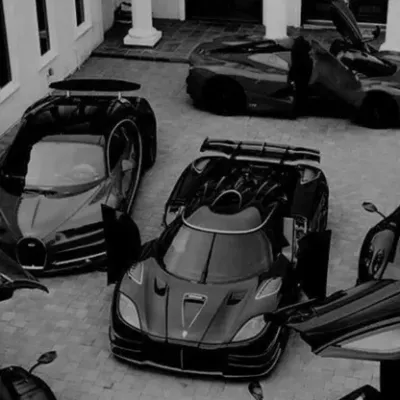 Семья мафии: Портрет компаньона DeepBrain AI для бесплатного онлайн-чата и открытых бесед