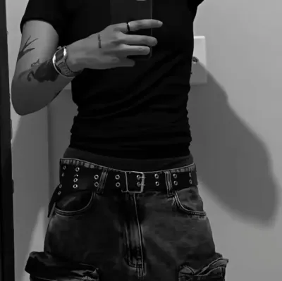 Josh: Spielerisches KI-Chatbot-Maskottchen, das die Benutzerinteraktion in zufälligen Chats verbessert	