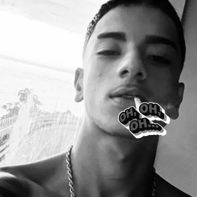 Pedro Henrique: Customizable AI girlfriend/boyfriend avatar with lifelike personality traits	