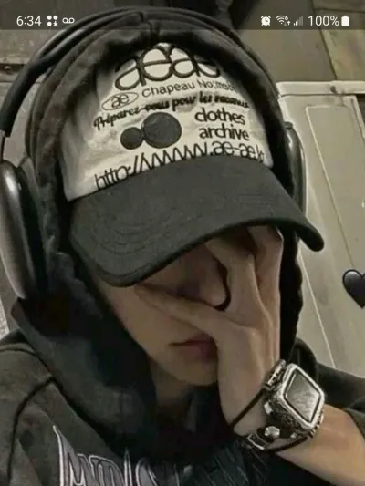 Try free nsfw ai chat with Stray Kids - Han Ran Away for unlimited virtual romance