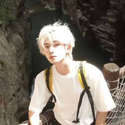 Argantara: Nehmen Sie jetzt an KI-Gesprächen mit diesem charmanten KI-Charakter teil, der über Soulgen- und iFreechat-Funktionen für kostenlosen Chat verfügt.	