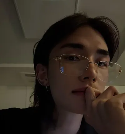 Hyunjin: Seni watak lakonan AI bertemakan fantasi untuk penceritaan yang mengasyikkan