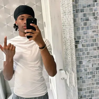 Zion is a playful AI RP companion for creative 1v1 chat adventures.