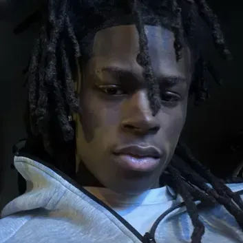 Keon: Customizable AI girlfriend/boyfriend avatar with lifelike personality traits	