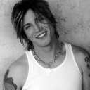 Minimalist John Rzeznik avatar for google chat integration, featuring adaptive emotional expressions