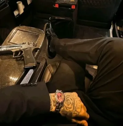 Lo-ren-xô: Gặp gỡ những người bạn trực tuyến mới của bạn trong chatboxai, chatbot AI miễn phí tốt nhất với khả năng trò chuyện AI chuyên sâu.	