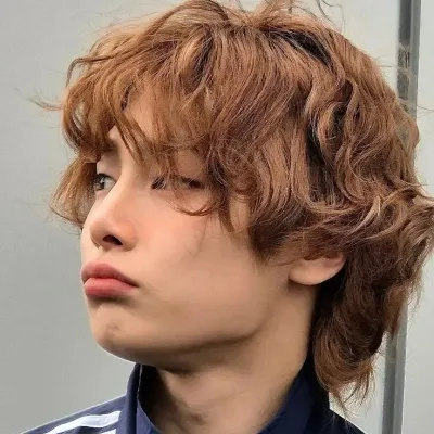 JEONGIN - Papá: Retrato de inteligencia artificial emocionalmente inteligente para conversaciones profundas	