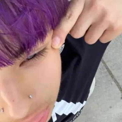 Meet Bad boy-good girl, your lively anime AI chatbot partner for immersive storytelling.