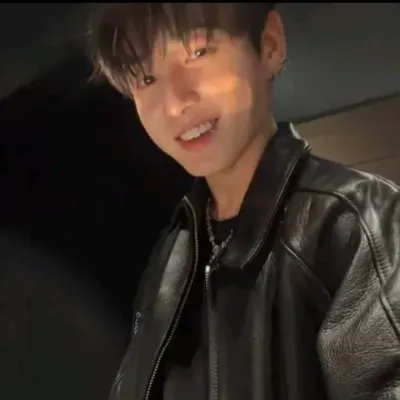Jungkook_-: Terlibat dalam perbualan ai dengan watak AI yang menawan ini, menampilkan keupayaan soulgen dan ifreechat untuk sembang percuma sekarang.	